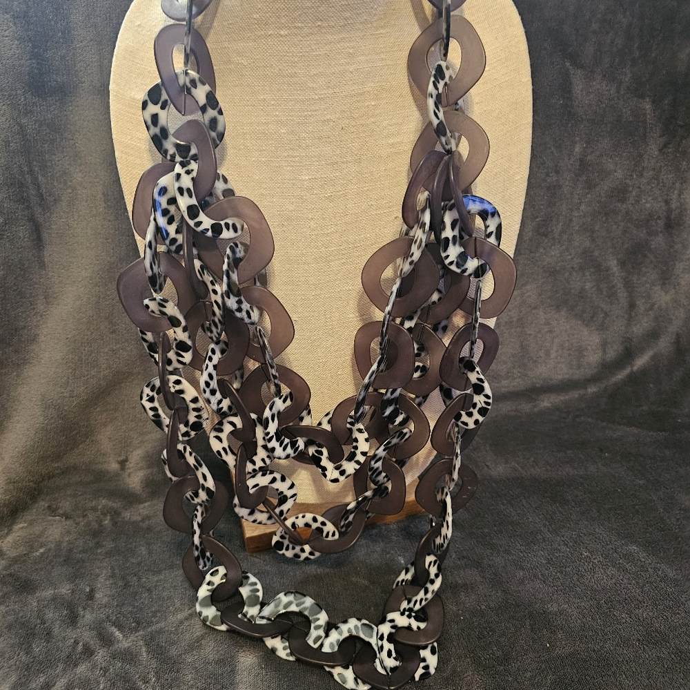 SJ Leopard/Black Zaria